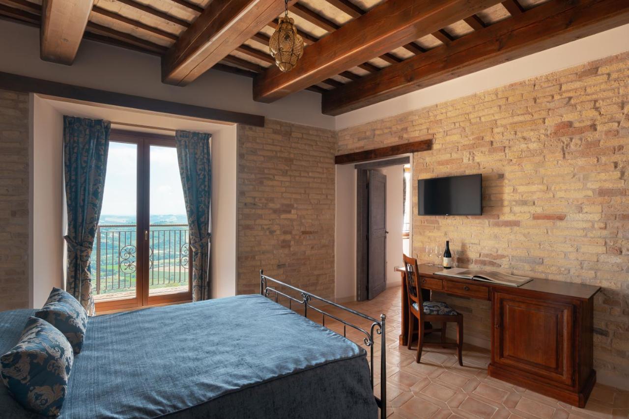 Готель Palazzo La Torre Moresco Екстер'єр фото
